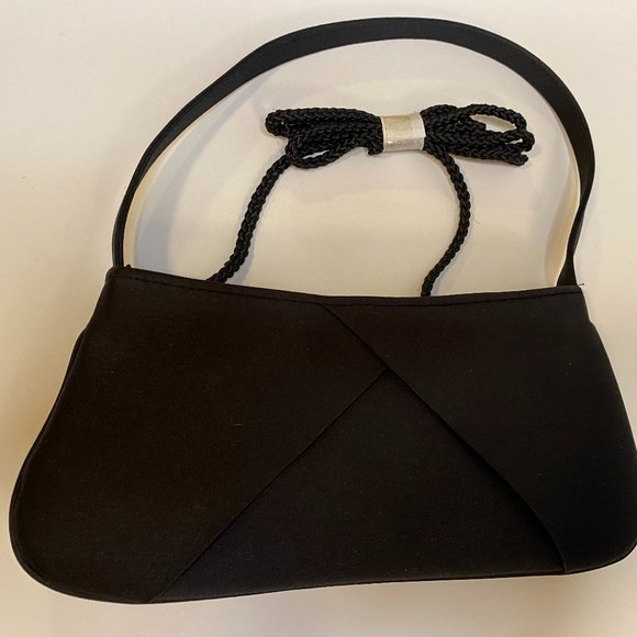 La Regale Evening Bag with Zip Closure- Like New, Never Used! - Picture 3 of 7